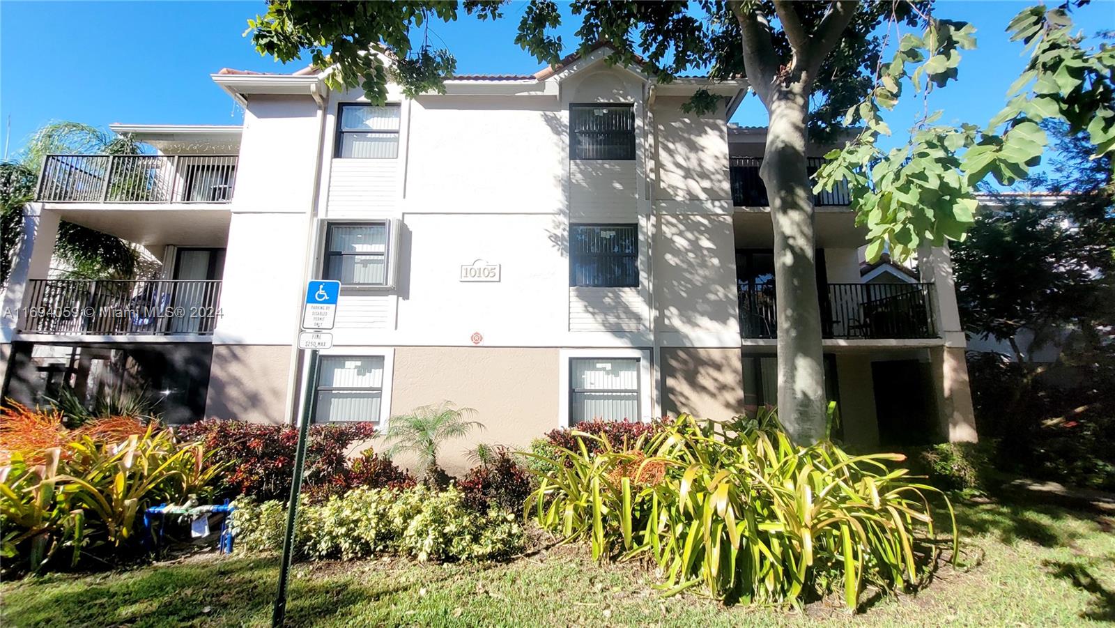 GRAND MARQUIS CONDO HOMES - Residential
