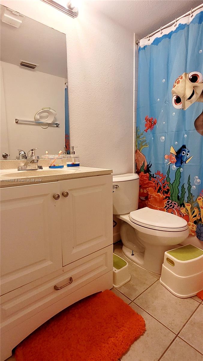 GRAND MARQUIS CONDO HOMES - Residential