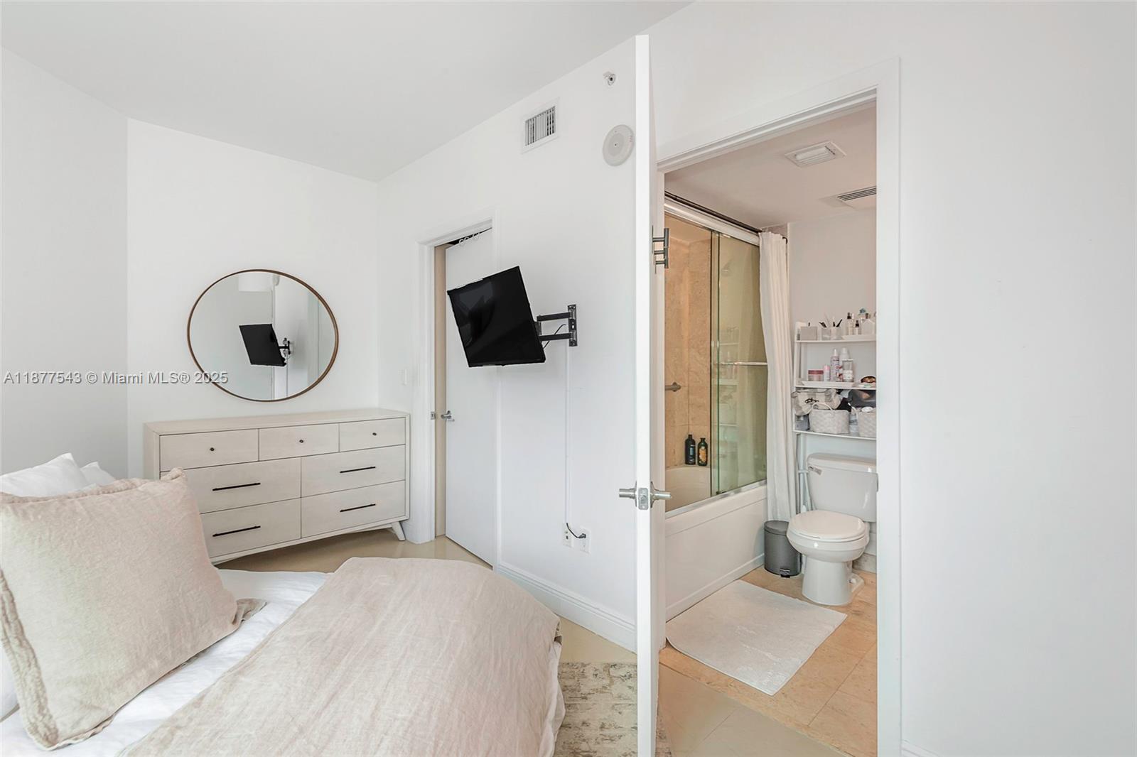 WIND CONDO - Residential