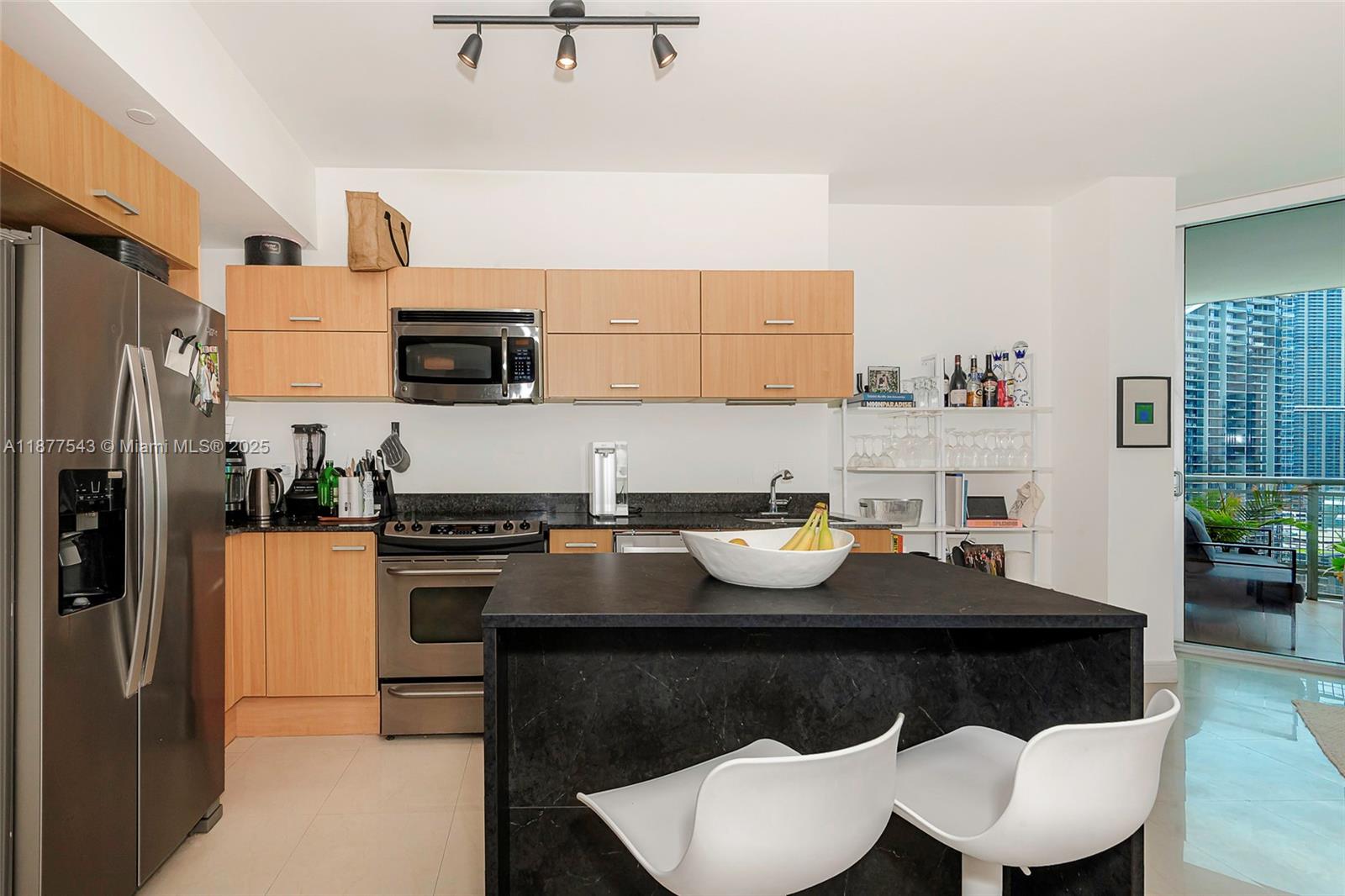 WIND CONDO - Residential