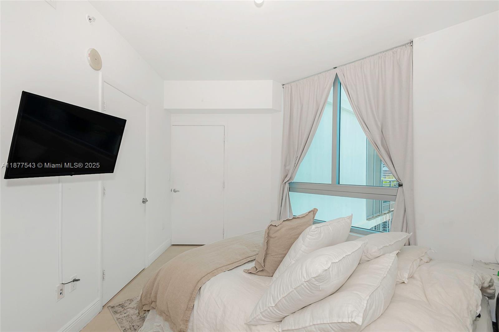 WIND CONDO - Residential