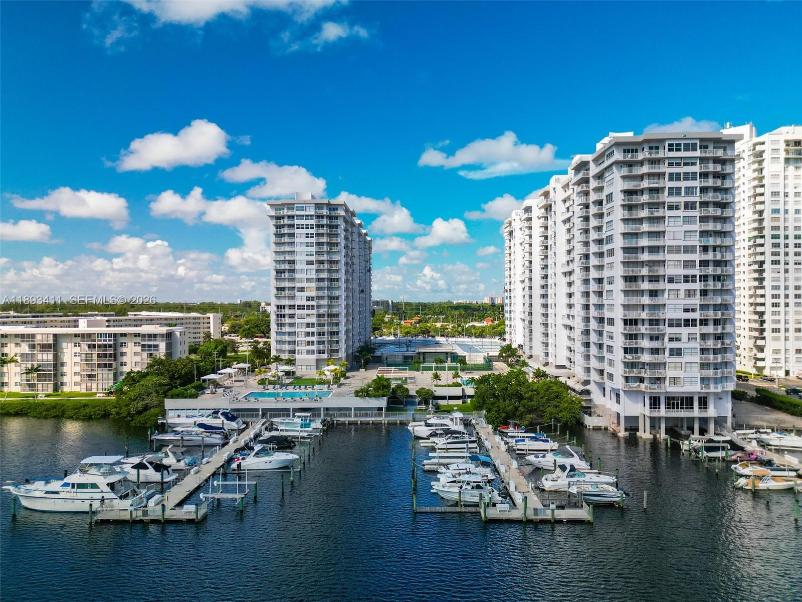 DEL PRADO MARINA - Residential