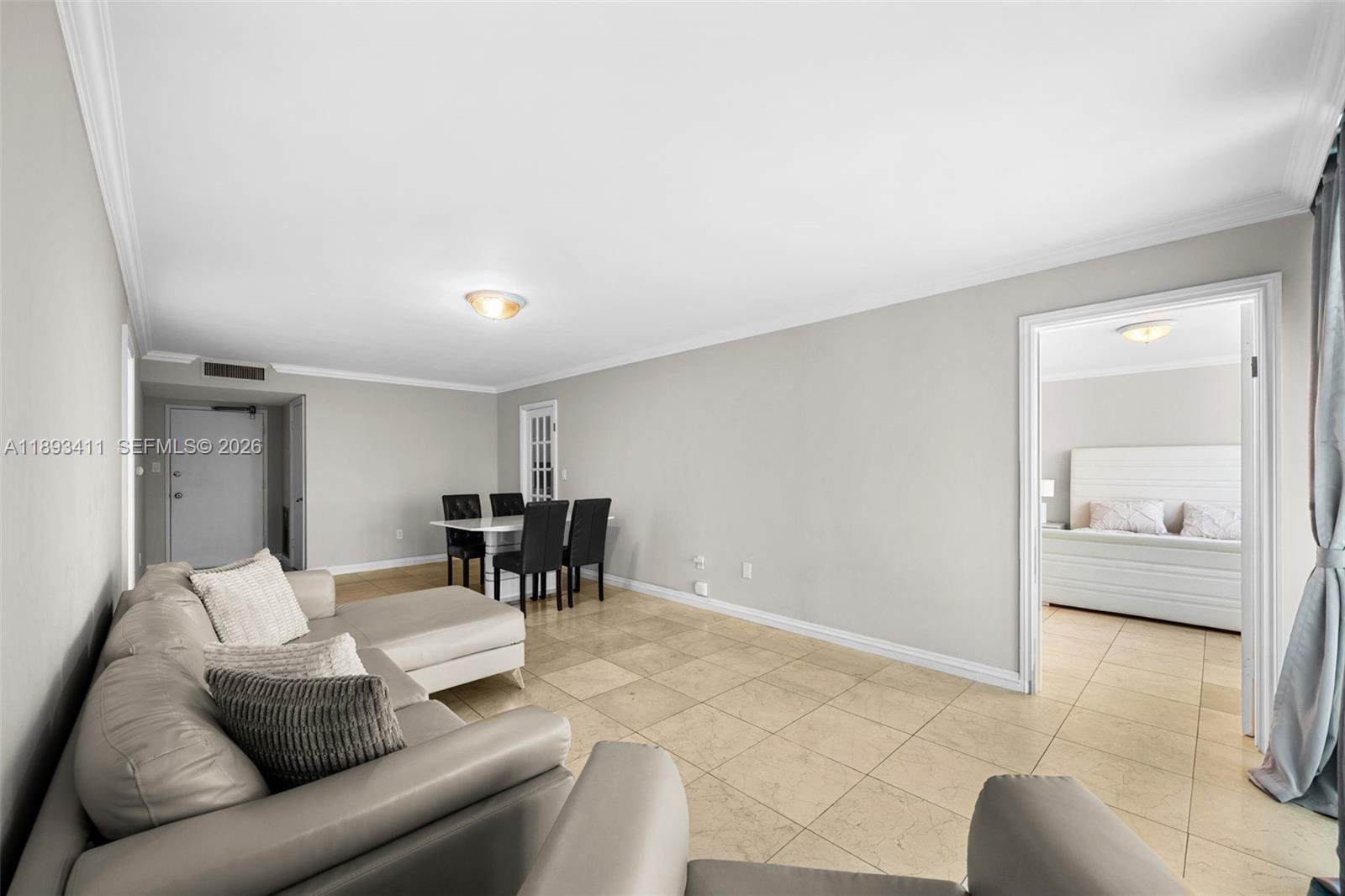 DEL PRADO MARINA - Residential