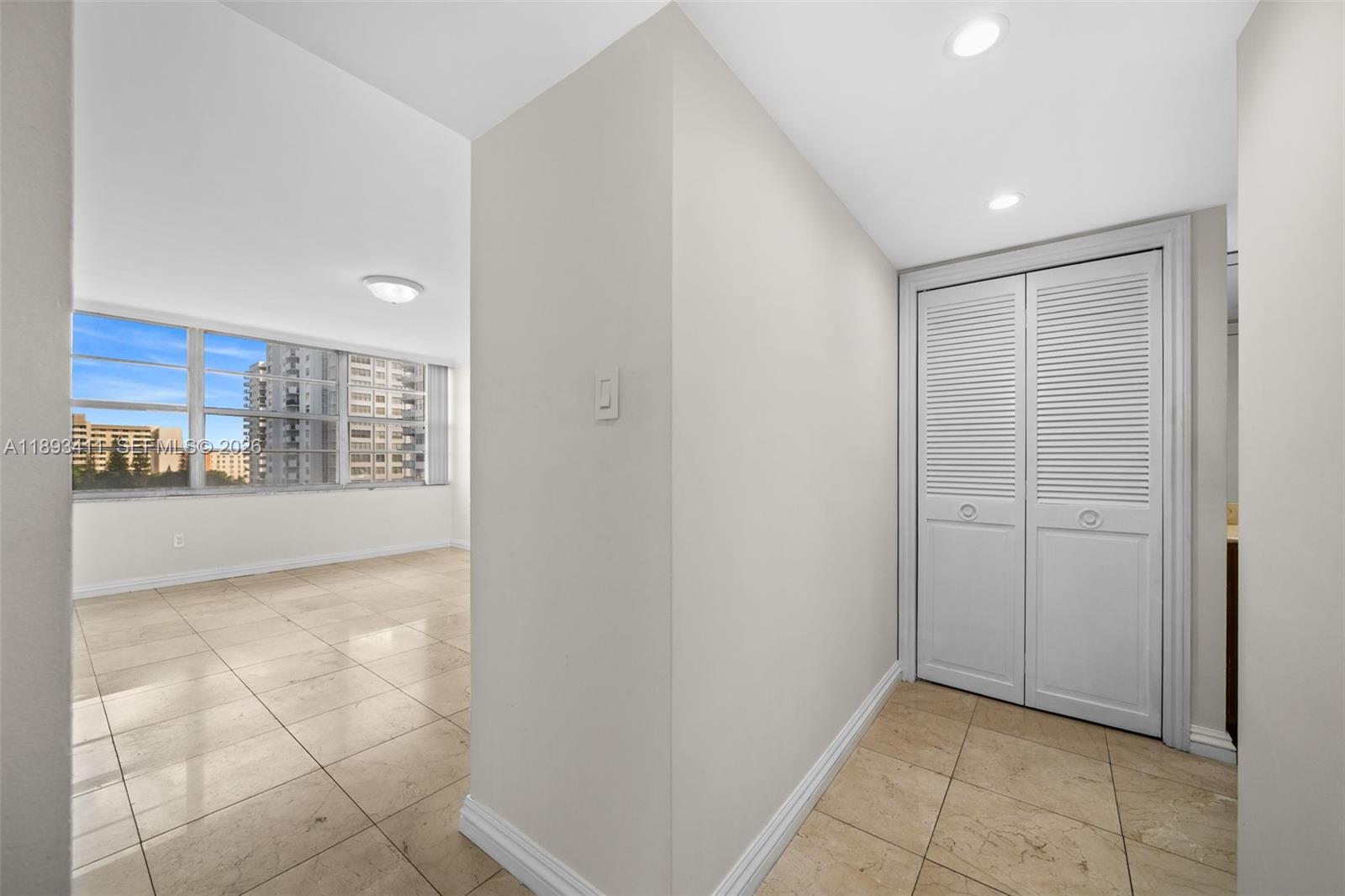 DEL PRADO MARINA - Residential