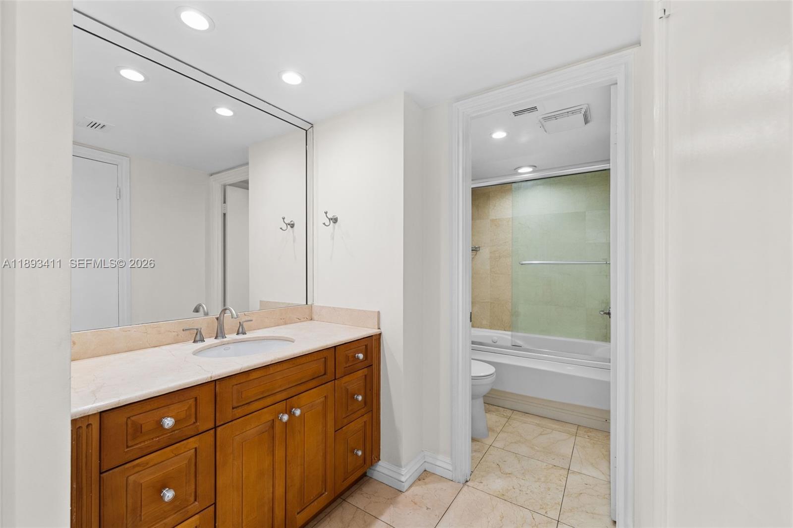 DEL PRADO MARINA - Residential