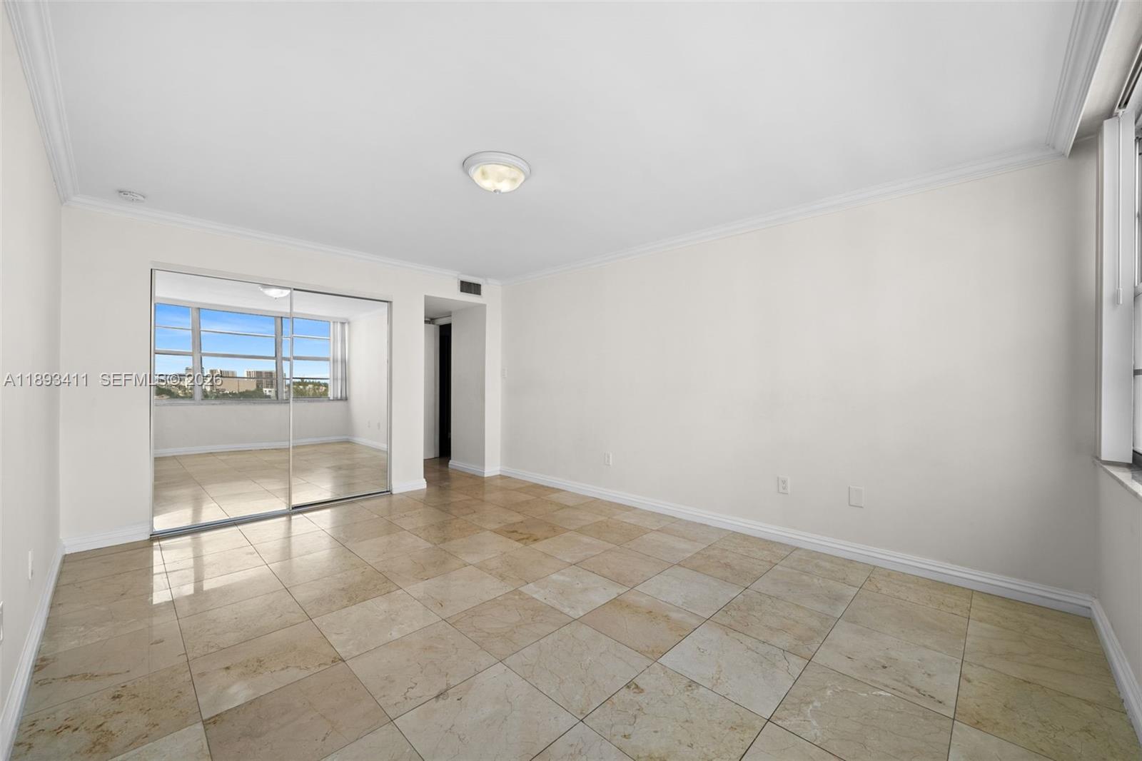 DEL PRADO MARINA - Residential