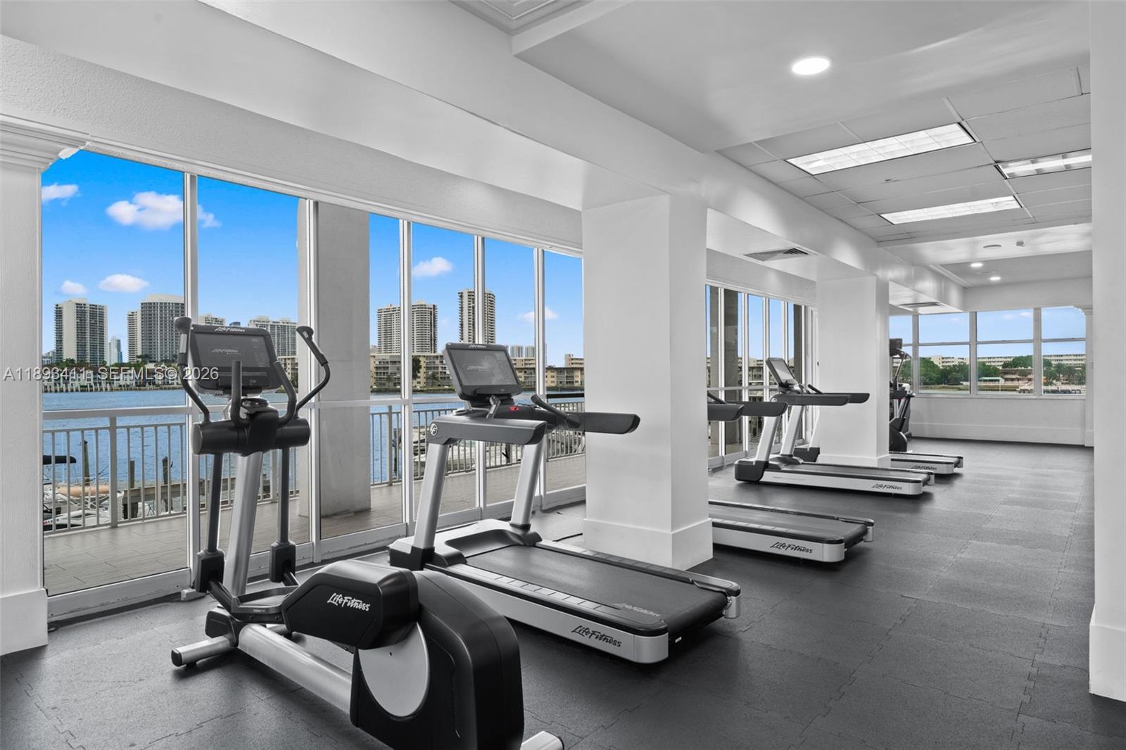 DEL PRADO MARINA - Residential