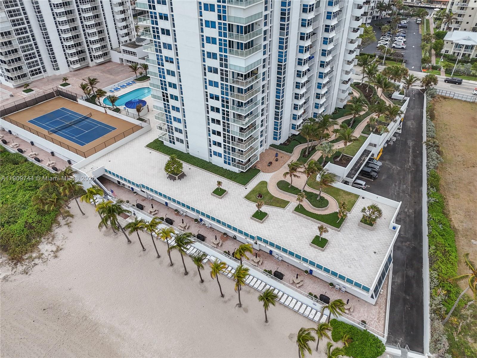 RENAISSANCE OF POMPANO BE - Residential