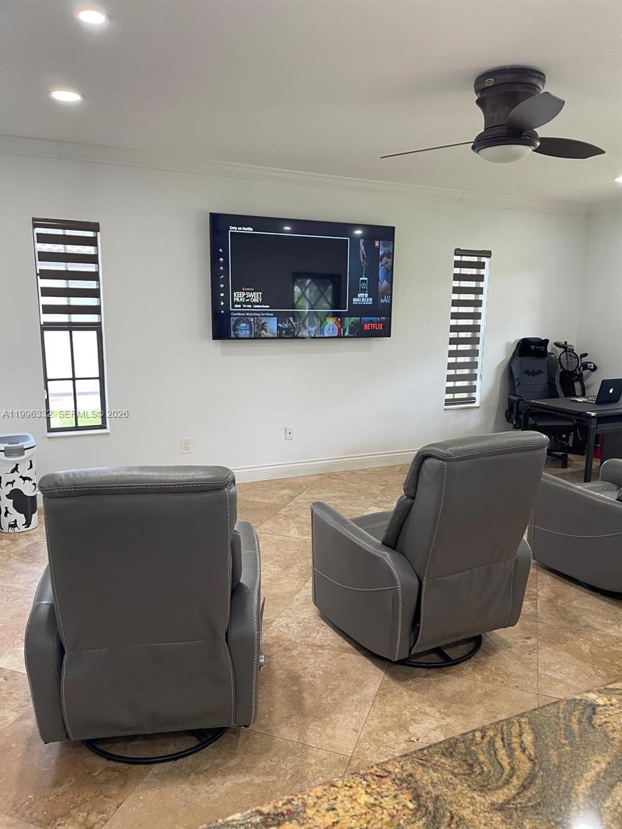 COUNTRY CLUB OF MIAMI EST - Residential