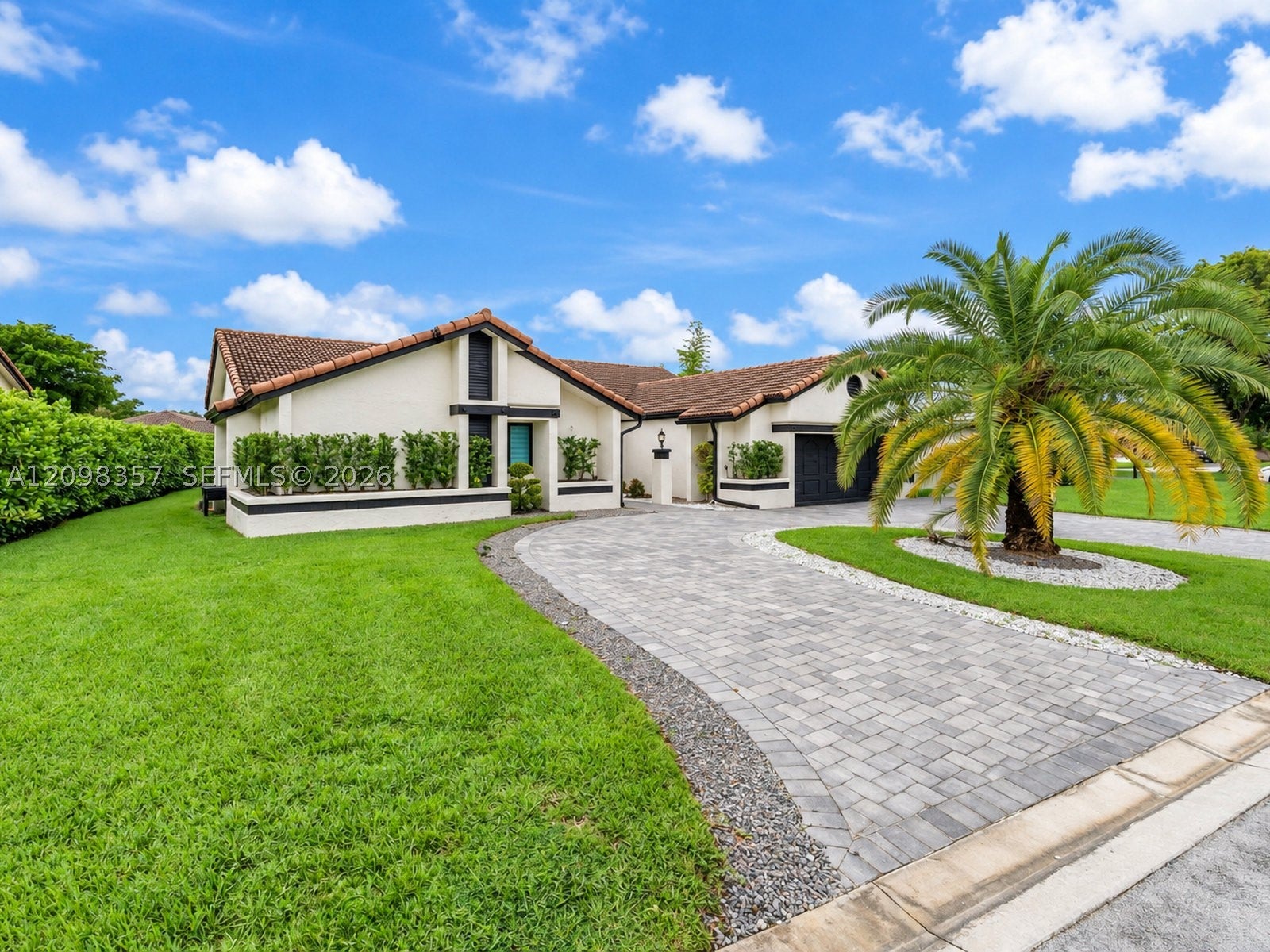 11020 NW 5th Ct