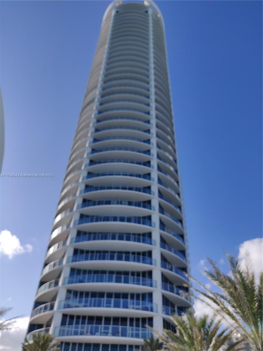 OCEAN PALMS CONDO - Residential Lease