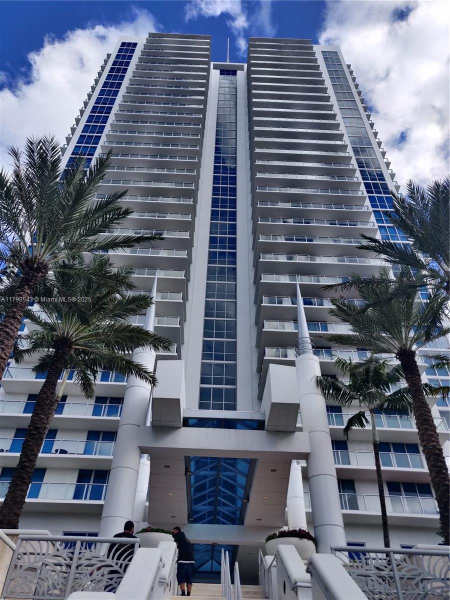3101 S Ocean Dr 2206