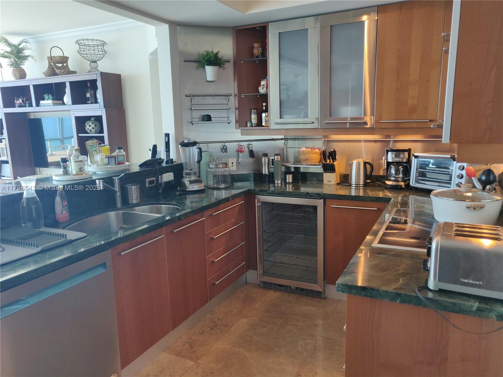 Rental Property at 3101 S Ocean Dr 2206, Hollywood, Broward County, Florida - Bedrooms: 3 
Bathrooms: 3  - $10,000 MO.