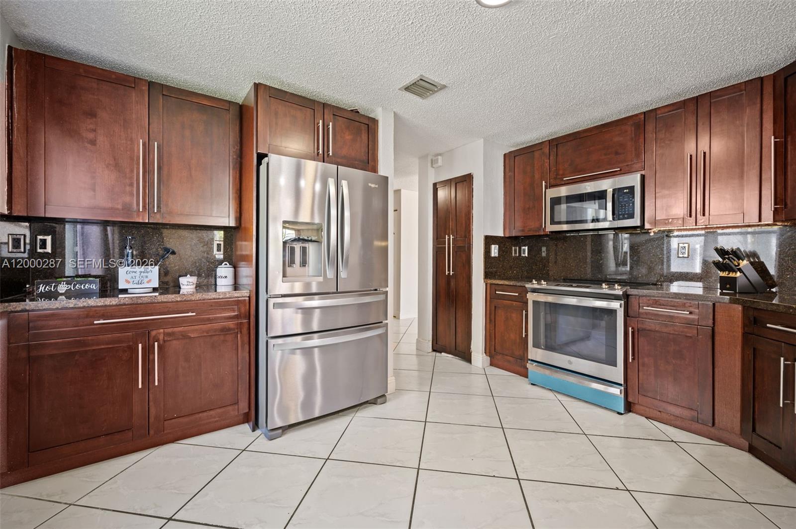 SILVER LAKES PHASE III RE - Residential