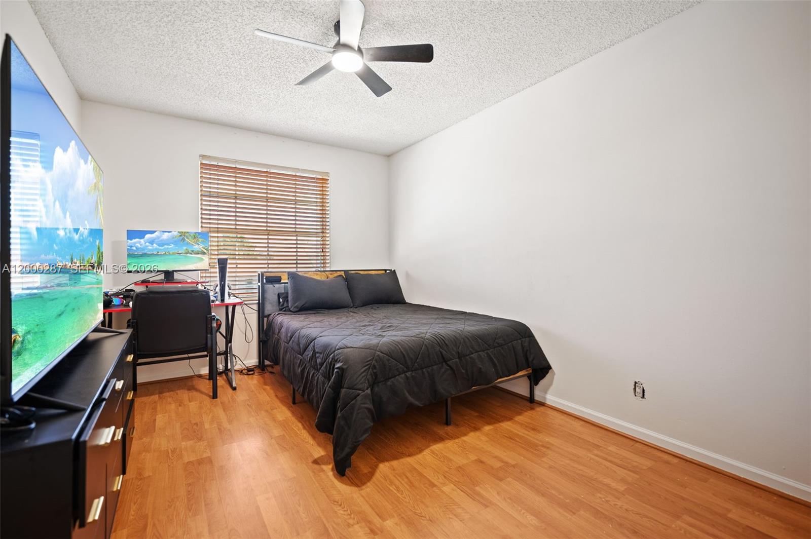 SILVER LAKES PHASE III RE - Residential