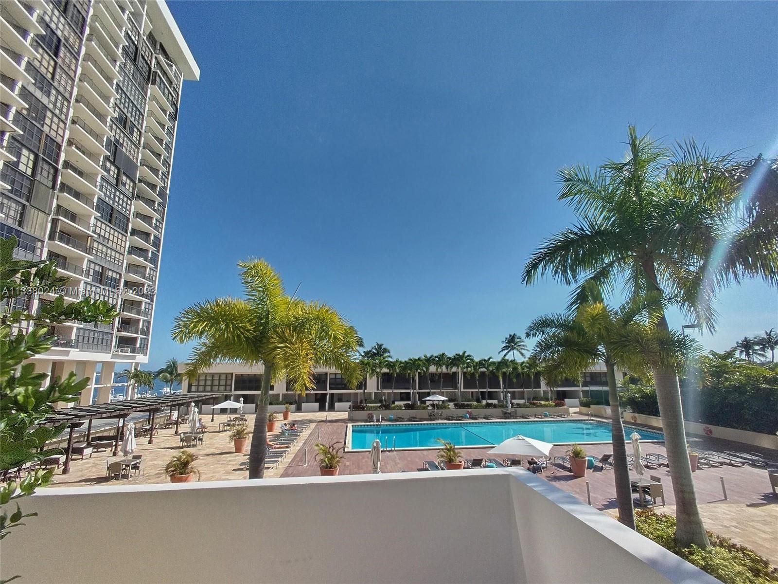 BRICKELL PLACE CONDO - Residential