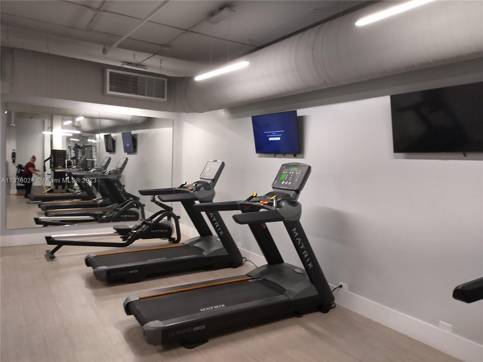 BRICKELL PLACE CONDO - Residential