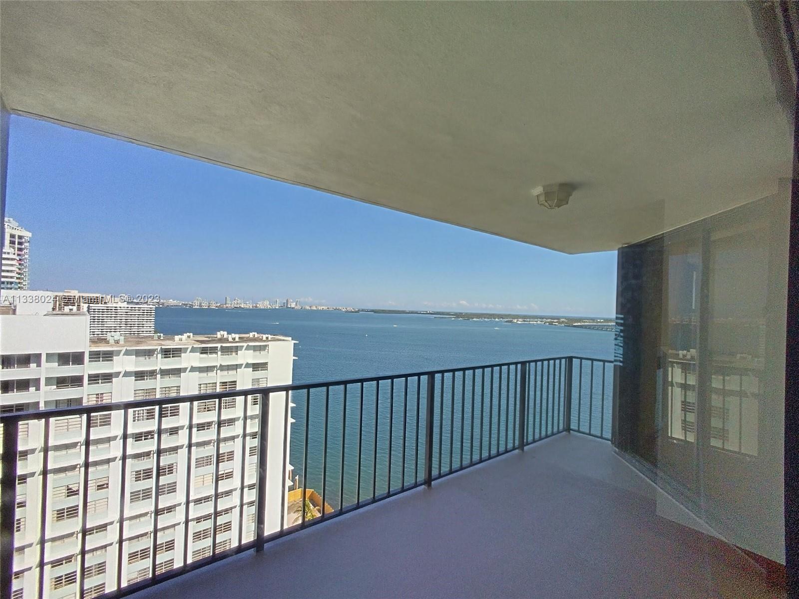 BRICKELL PLACE CONDO - Residential
