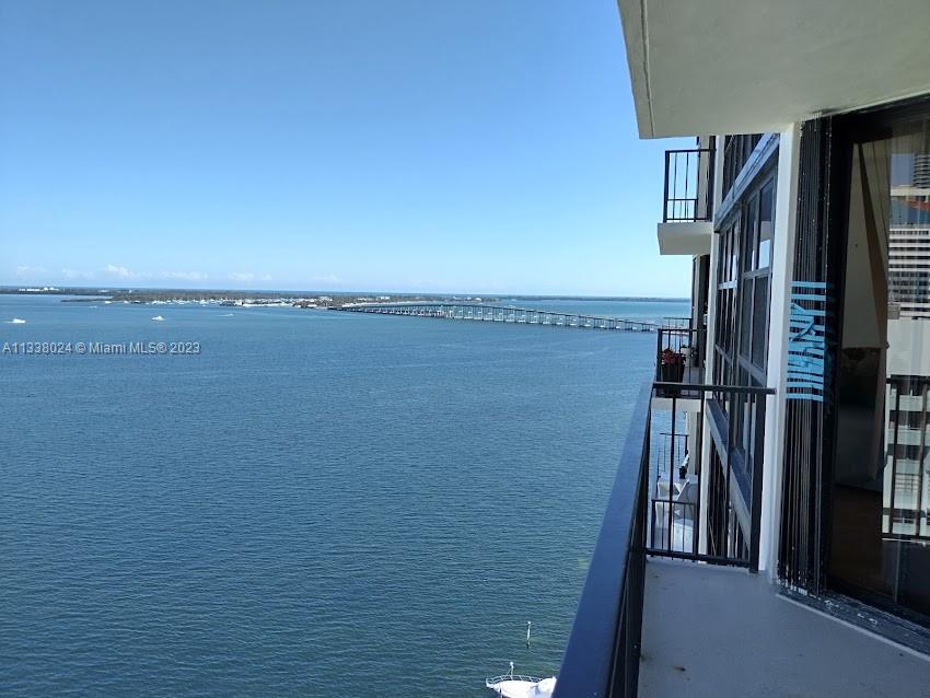 BRICKELL PLACE CONDO - Residential