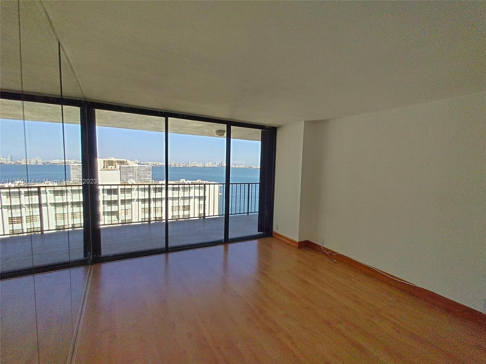 BRICKELL PLACE CONDO - Residential