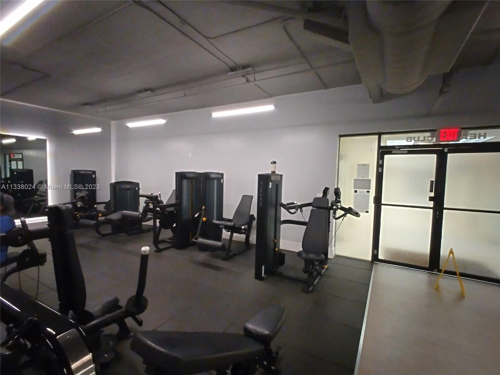 BRICKELL PLACE CONDO - Residential