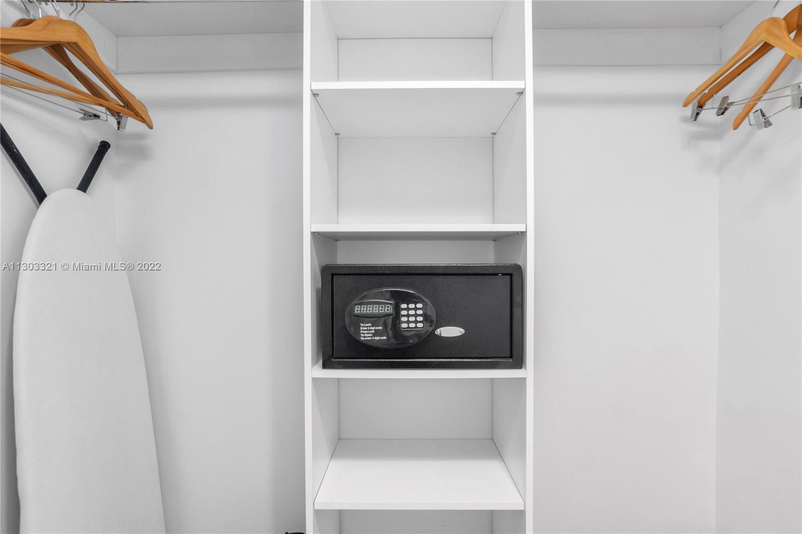 BEACHWALK CONDOMINIUM - Residential
