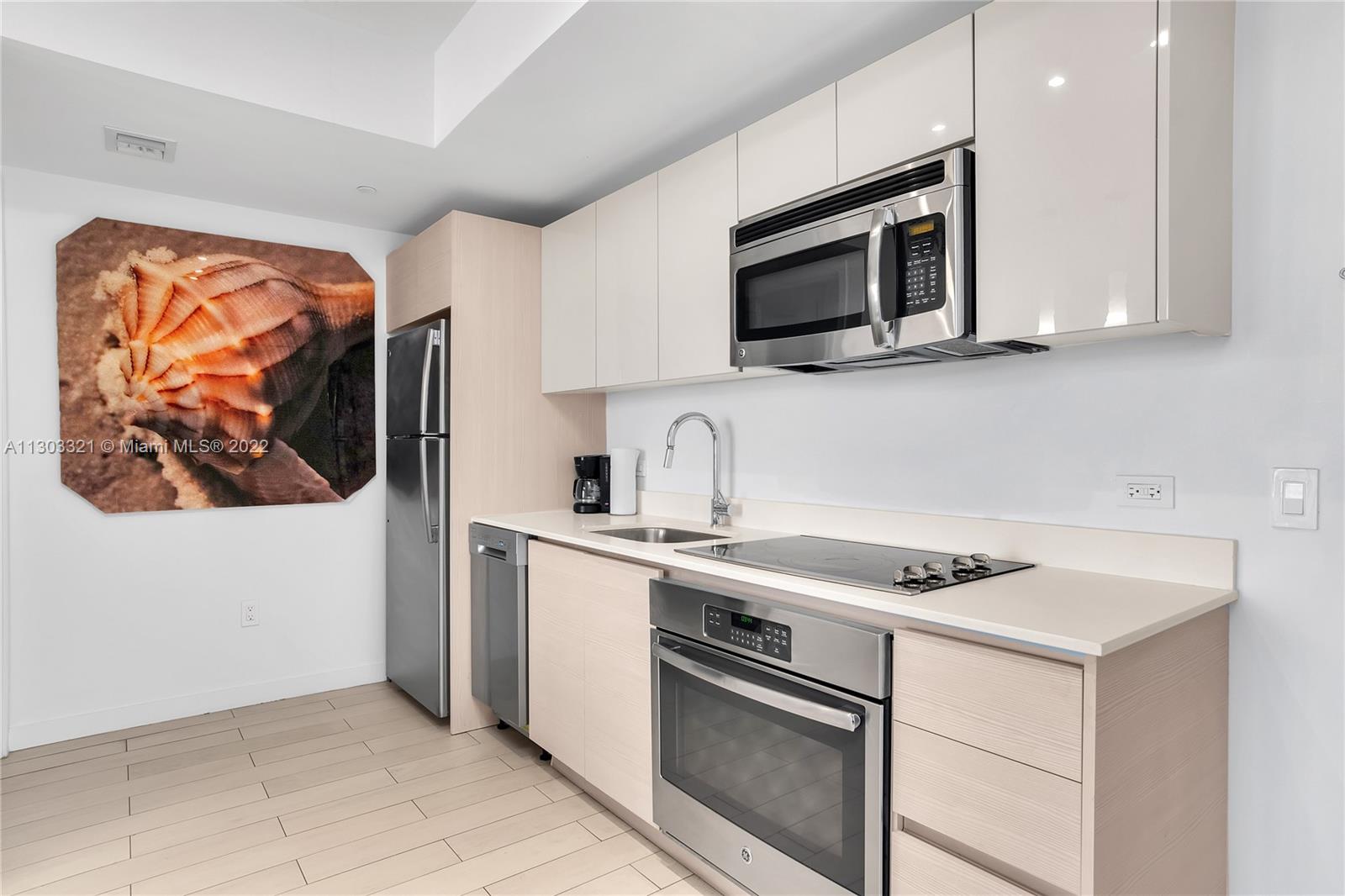 BEACHWALK CONDOMINIUM - Residential