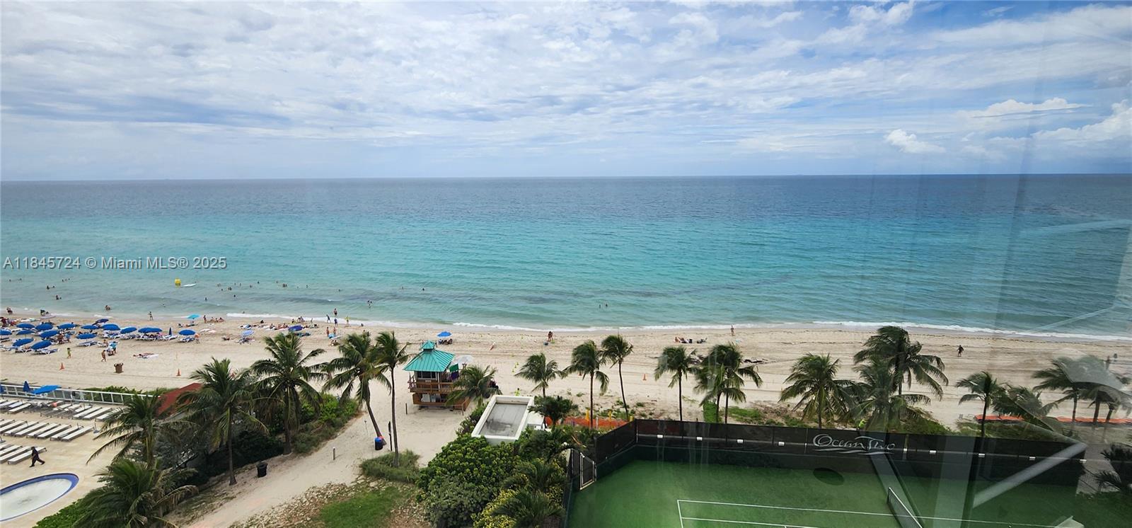 19111 Collins Ave 701