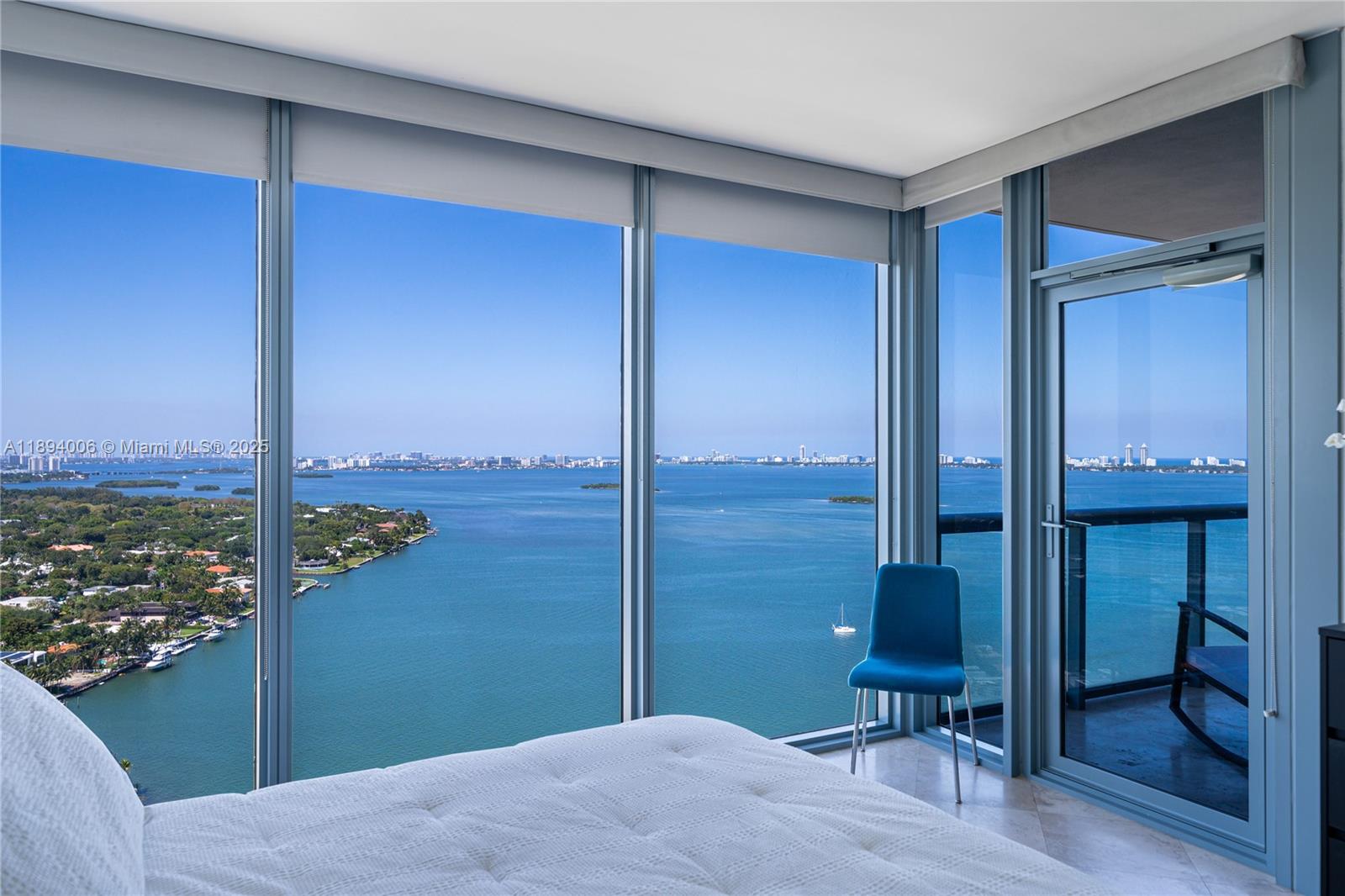 BLUE CONDO - Residential Lease
