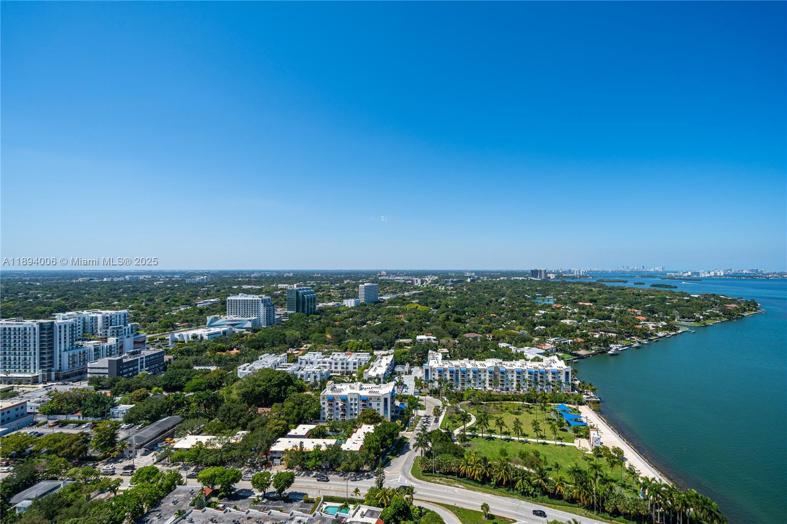 BLUE CONDO - Residential Lease