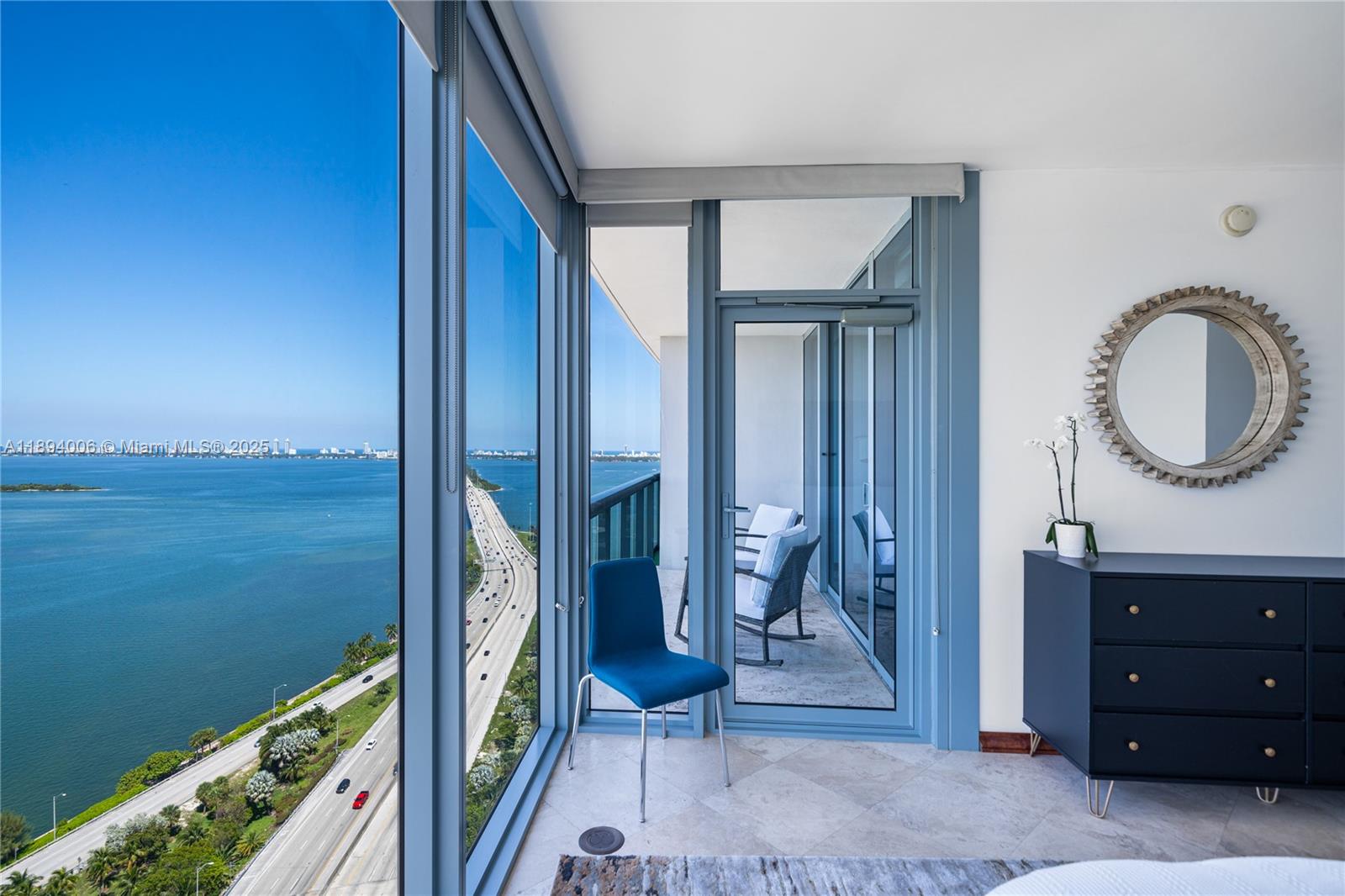 BLUE CONDO - Residential Lease