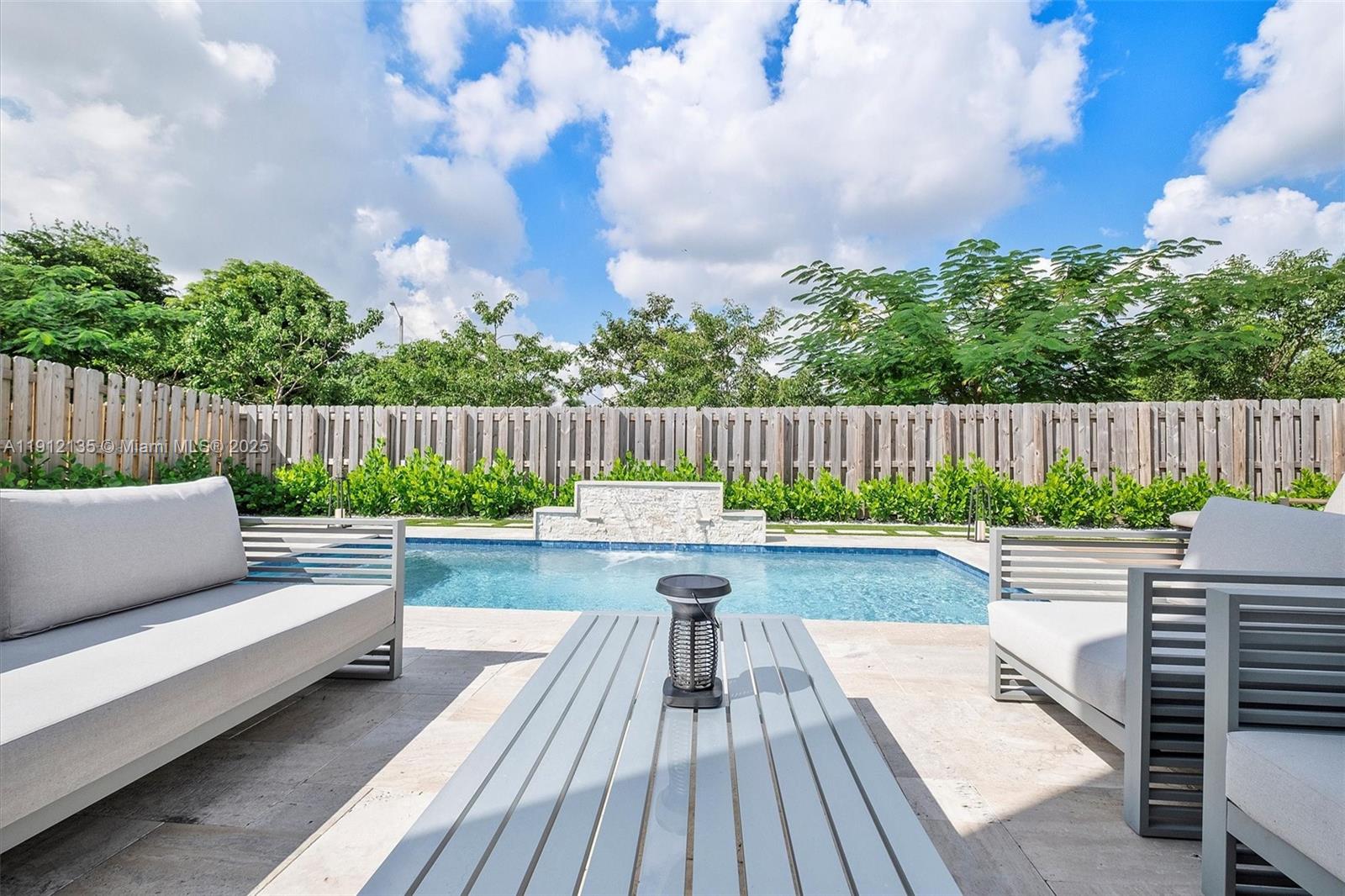 GOLF ESTS 1ST ADDN - Residential