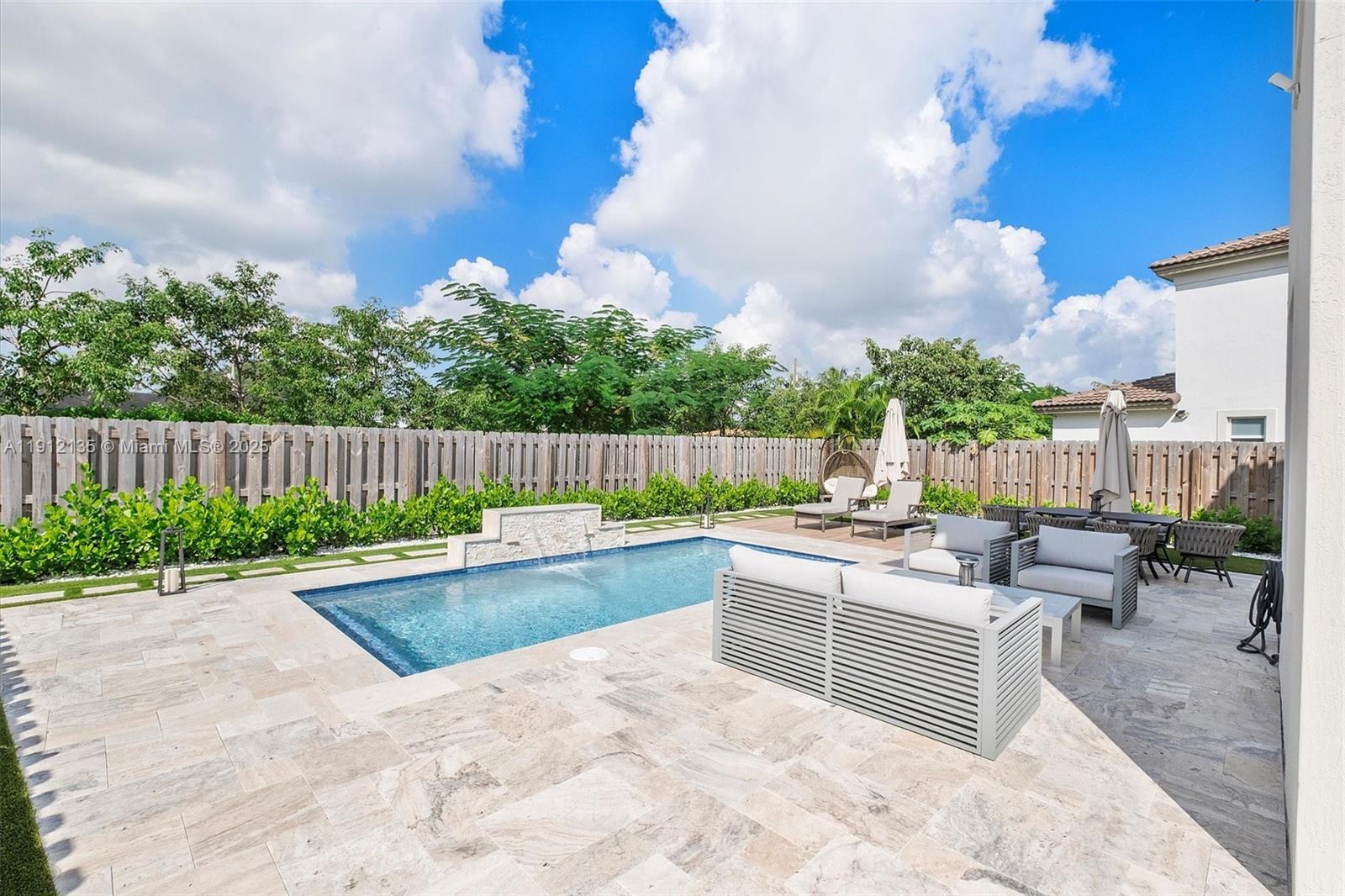 GOLF ESTS 1ST ADDN - Residential