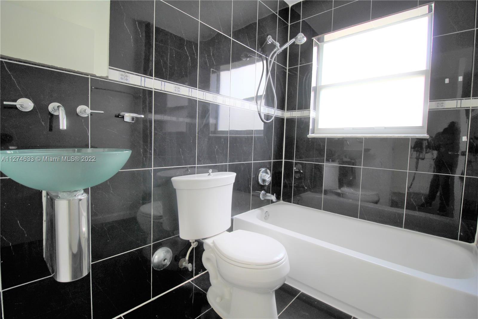 SILVER LAKES PH III PARCE - Residential Lease