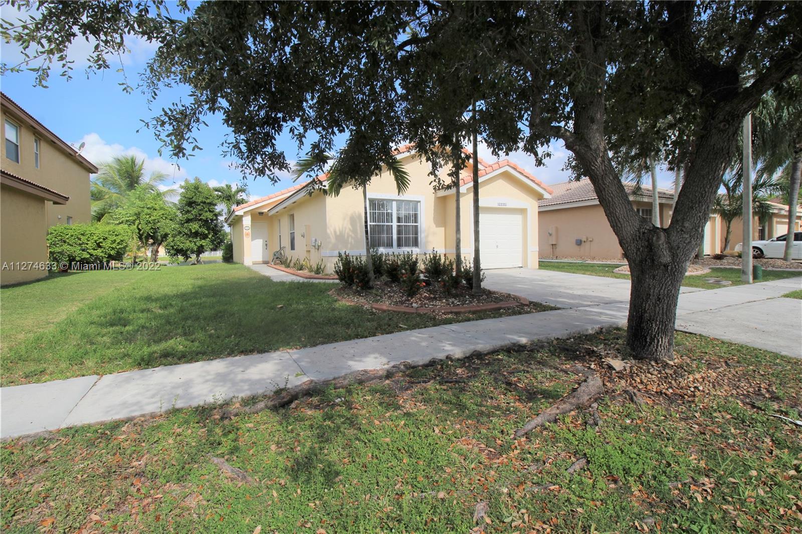 SILVER LAKES PH III PARCE - Residential Lease