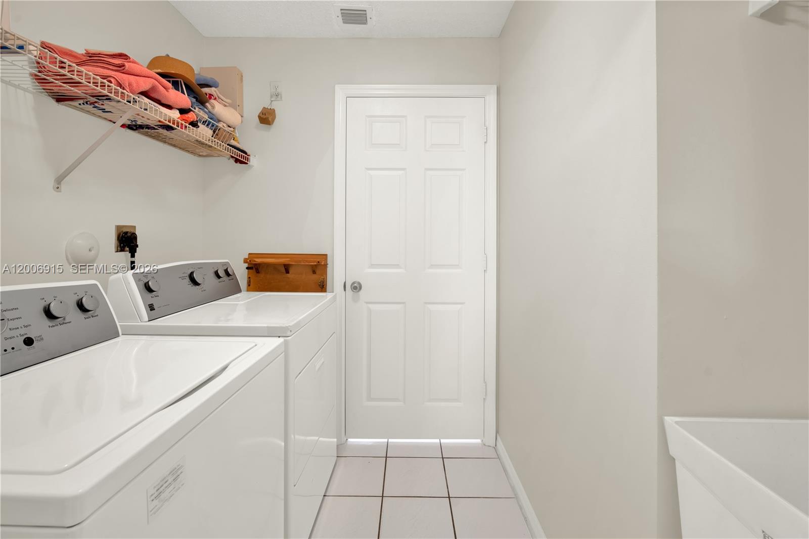 SILVER LAKES PHASE III RE - Residential