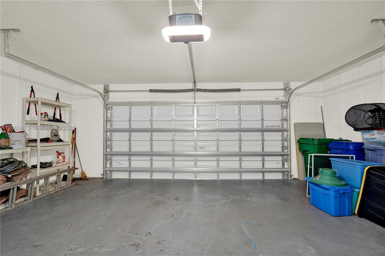 SILVER LAKES PHASE III RE - Residential