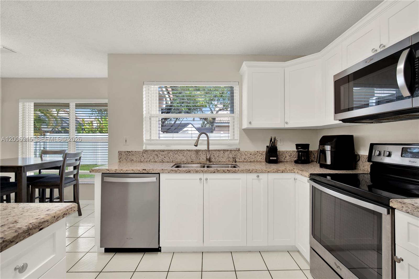 SILVER LAKES PHASE III RE - Residential