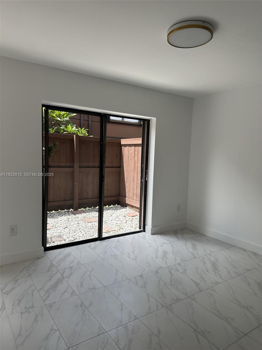 SNAPPER VILLAGE PH 2 SEC - Residential Lease