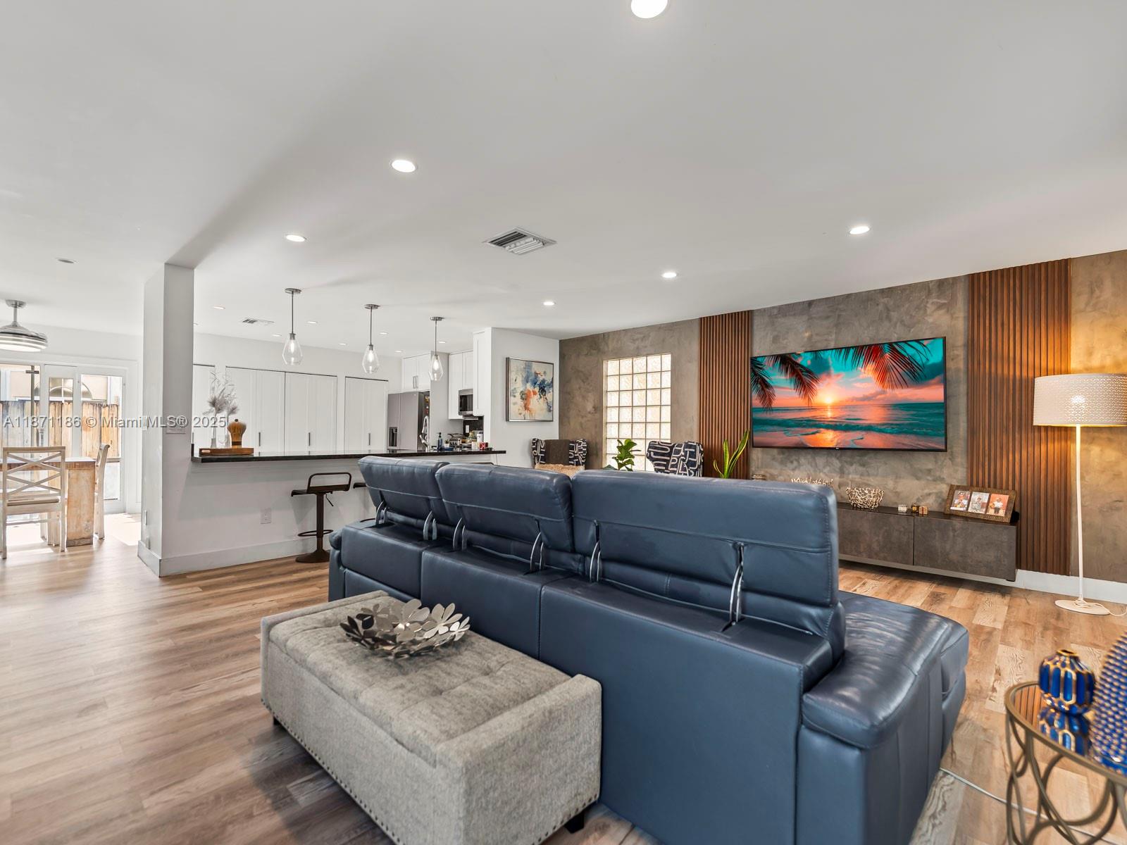 JASMINE AT THE HAMMOCKS 1 - Residential