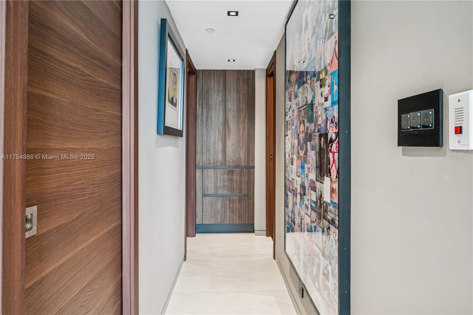 TURNBERRY ISLE SOUTH COND - Residential