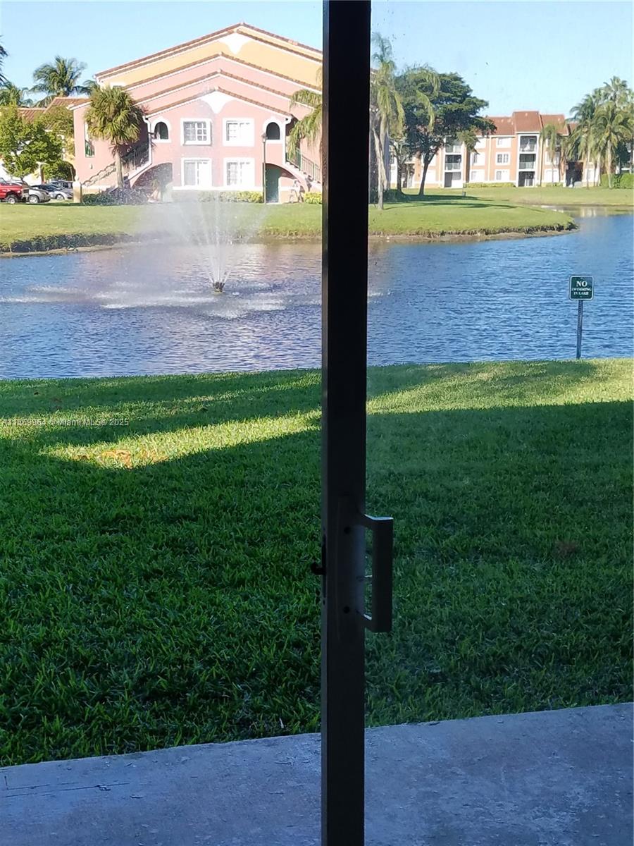 Beautiful 2/2 lake front. Split bedrooms plan. Full-size Washer & dryer inside the unit. Tiled floors, Fresh paint, New Kitchen & bathroom cabinets. Brand new stove & dishwasher, Ceiling fans. Great Schools. Basic Cable and water are included in the rent. Gated community with Club clubhouse, Pool, and BBQ Areas