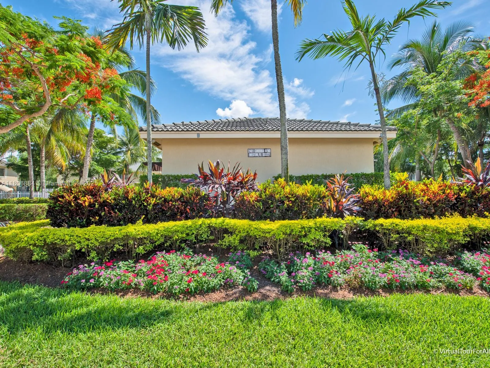 Weston, Florida 33327, United States, 2 Bedrooms Bedrooms, ,3 BathroomsBathrooms,Residential,Active,136099