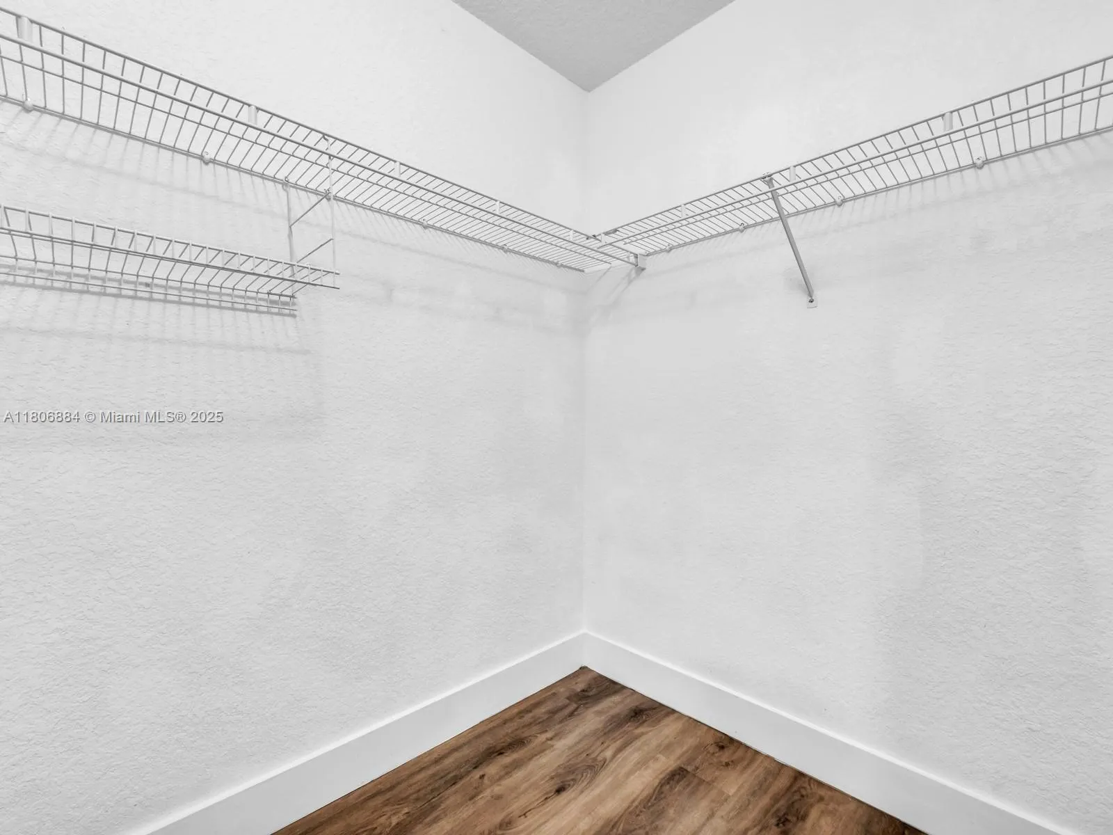 Weston, Florida 33327, United States, 2 Bedrooms Bedrooms, ,3 BathroomsBathrooms,Residential,Active,136099