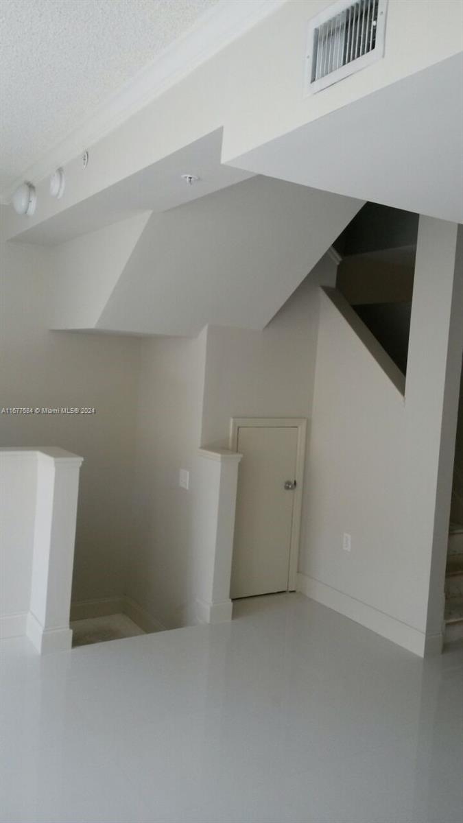 AVENTI AT AVENTURA CONDO - Residential