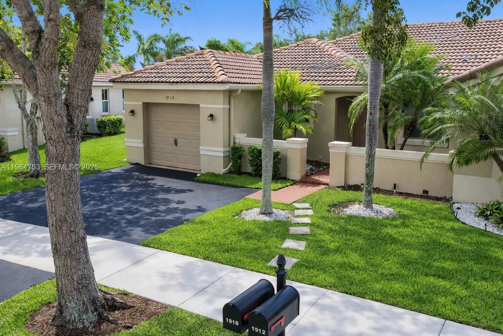Photo of 1918 Andromeda Ln #1918, Weston, FL 33327 (MLS # A11984753)