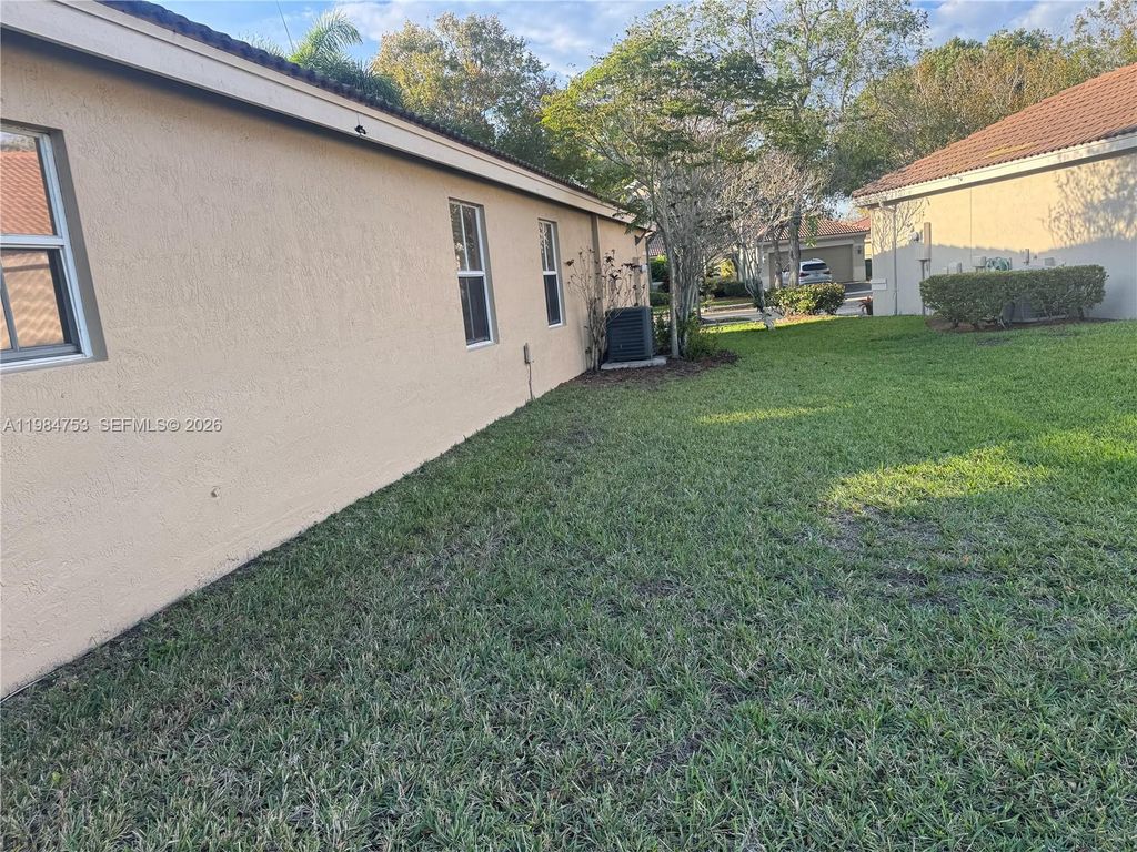 Photo of 1918 Andromeda Ln #1918, Weston, FL 33327 (MLS # A11984753)