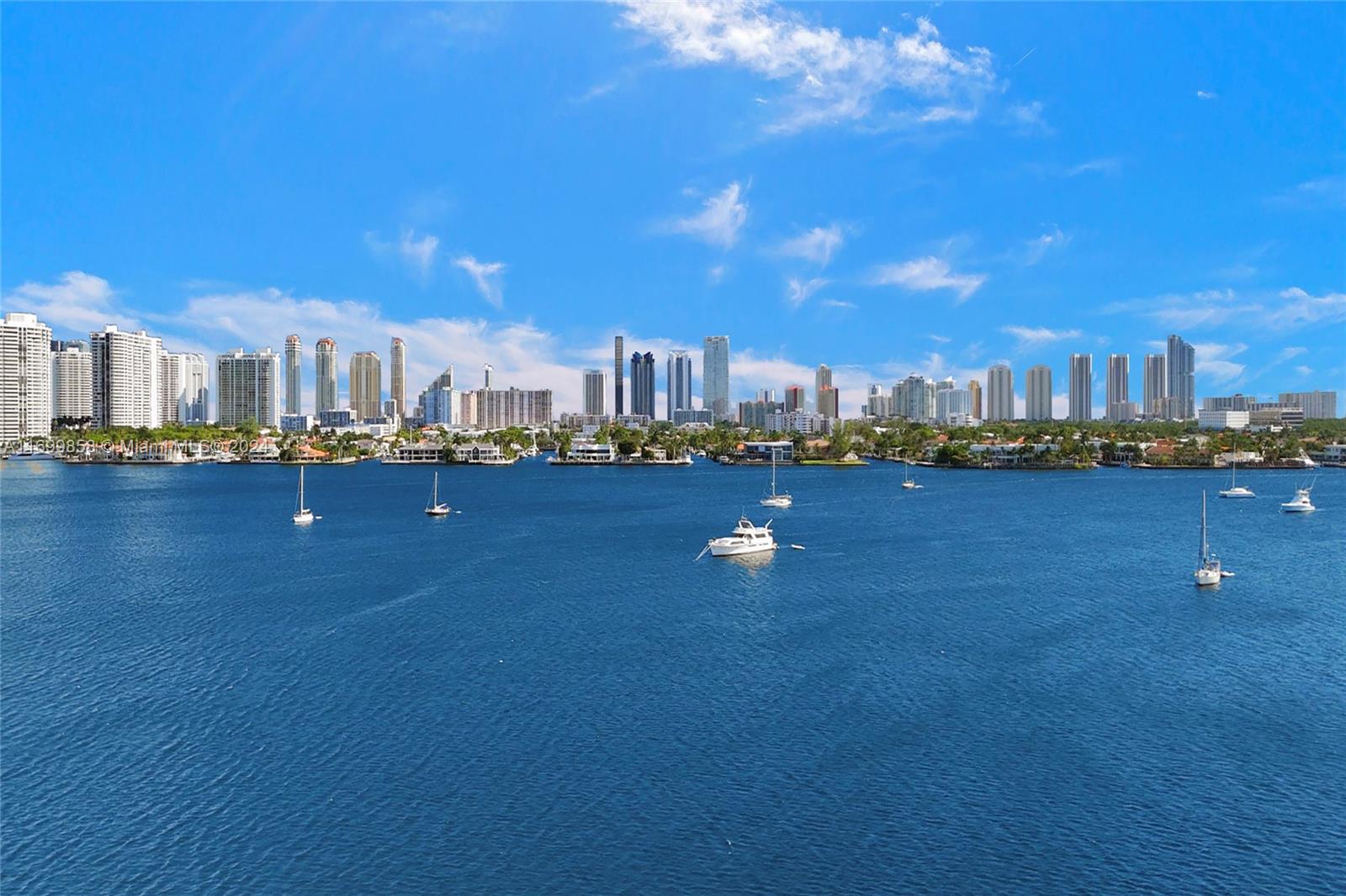 Property for Sale at 17111 Biscayne Blvd 909, North Miami Beach, Miami-Dade County, Florida - Bedrooms: 3 
Bathrooms: 4  - $1,950,000