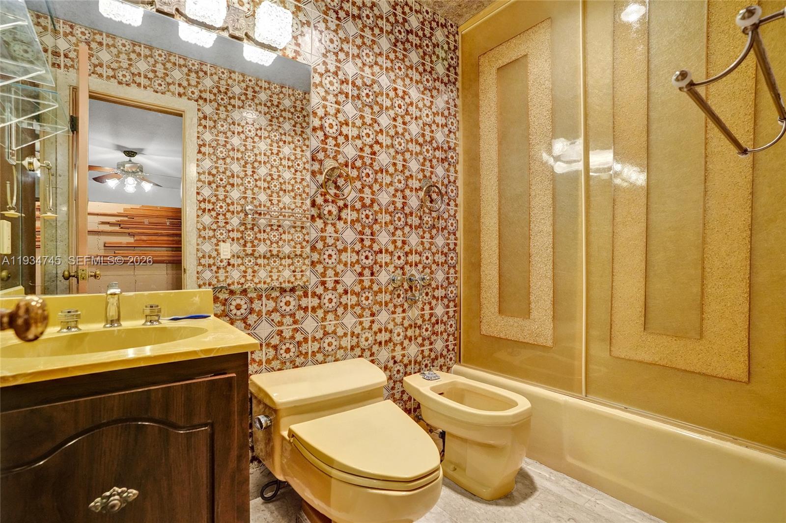 HIALEAH 5TH ADDN REV PL - Residential