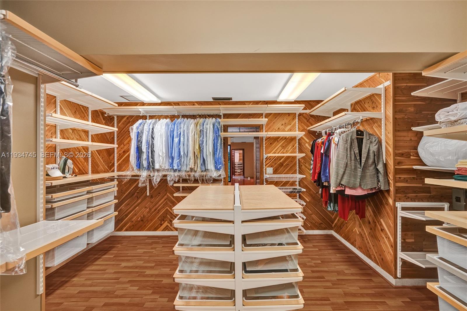 HIALEAH 5TH ADDN REV PL - Residential